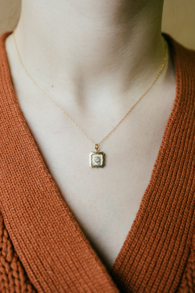 14k Gold Charm of Mount Dora with Necklace ( Available In Diamond or Blue Topaz Gemstone )
