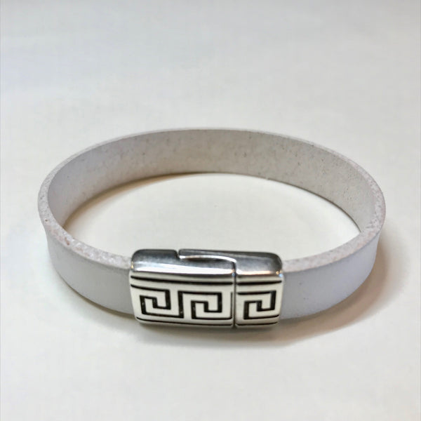 White Party Bracelet / Brocelet